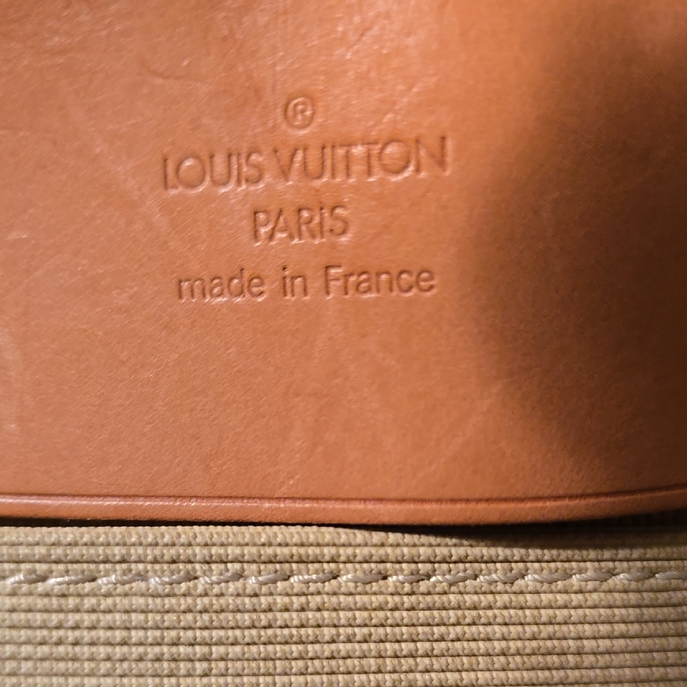 Louis Vuitton Classic Monogram Travel Bag EUC CLEAN IN SIDE Resonable Offers !!! - Picture 13 of 14